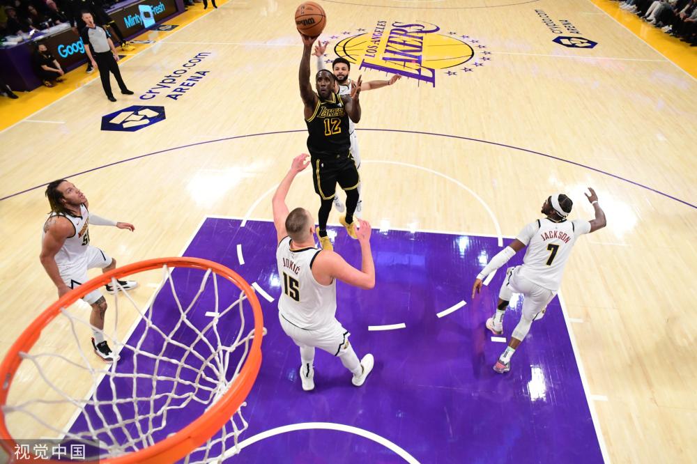 地窥探足球 地窥探足球